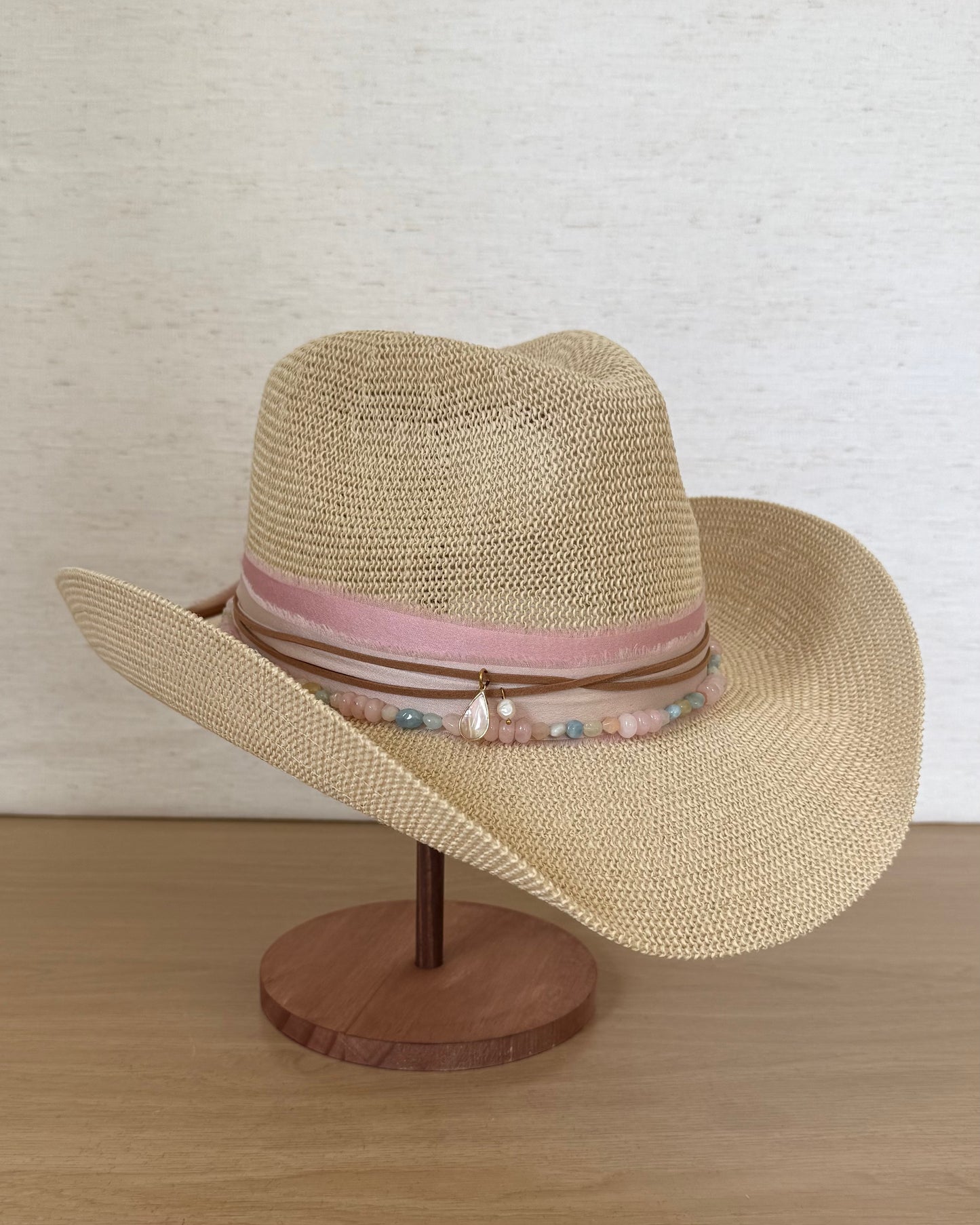 The Poolside Darling — Straw Hat with Beaded Gemstone Band (OS)